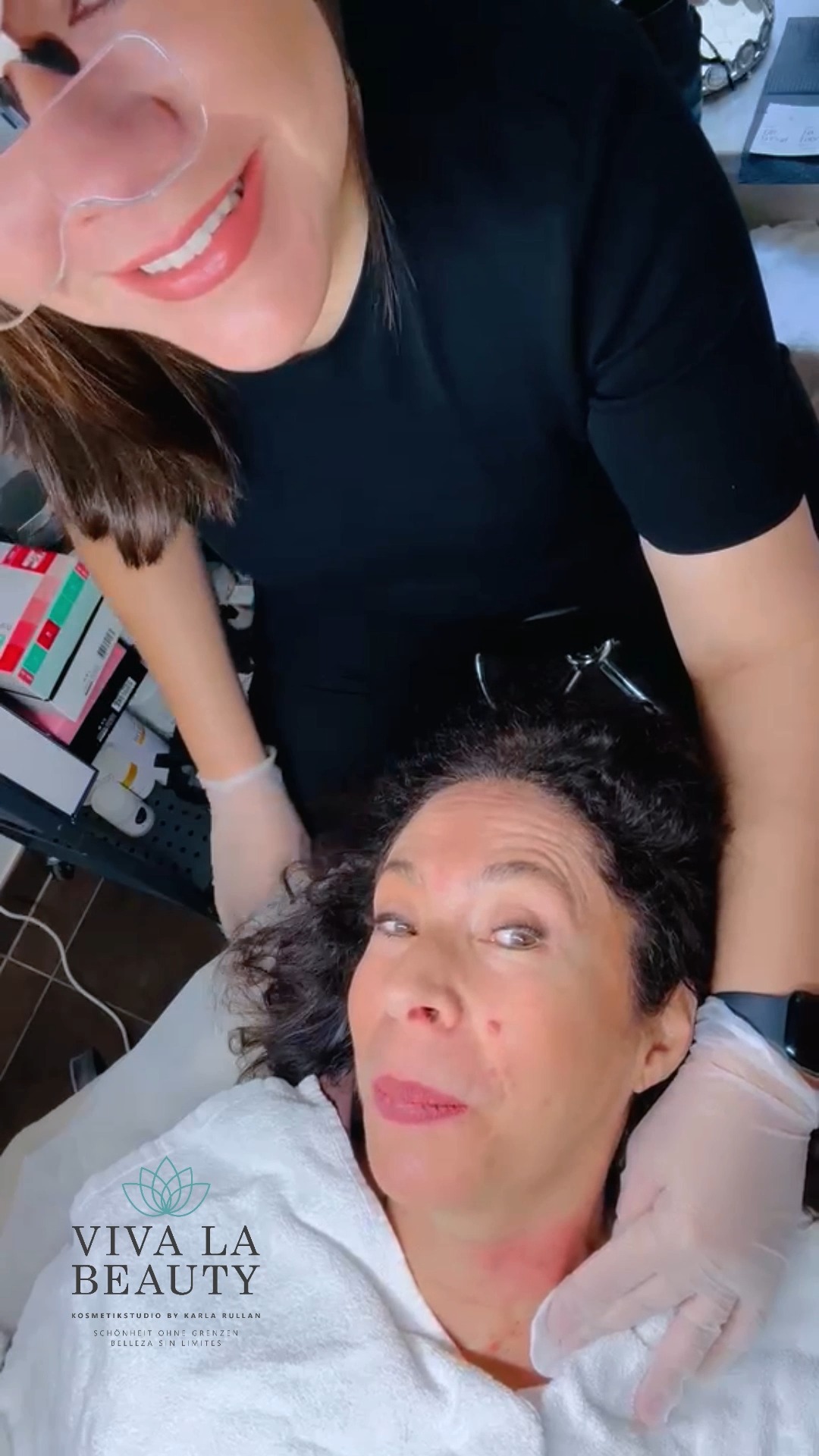 Gesichtsbehandlung mit Plasma Pen im Studio Viva La Beauty